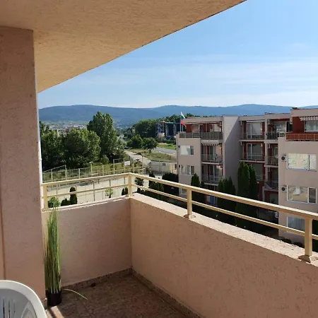 Nessebar Club - Prestige Apartmán *